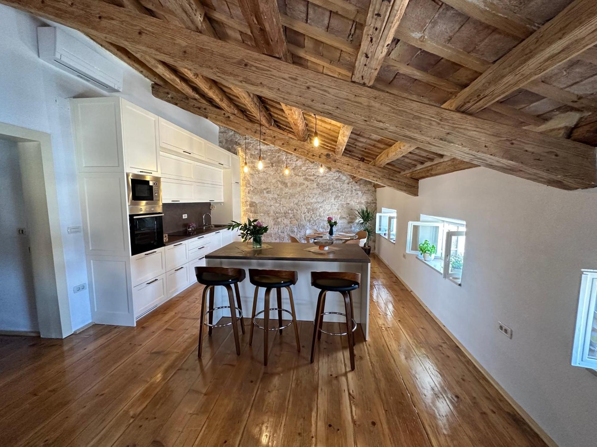 Luka Apartament